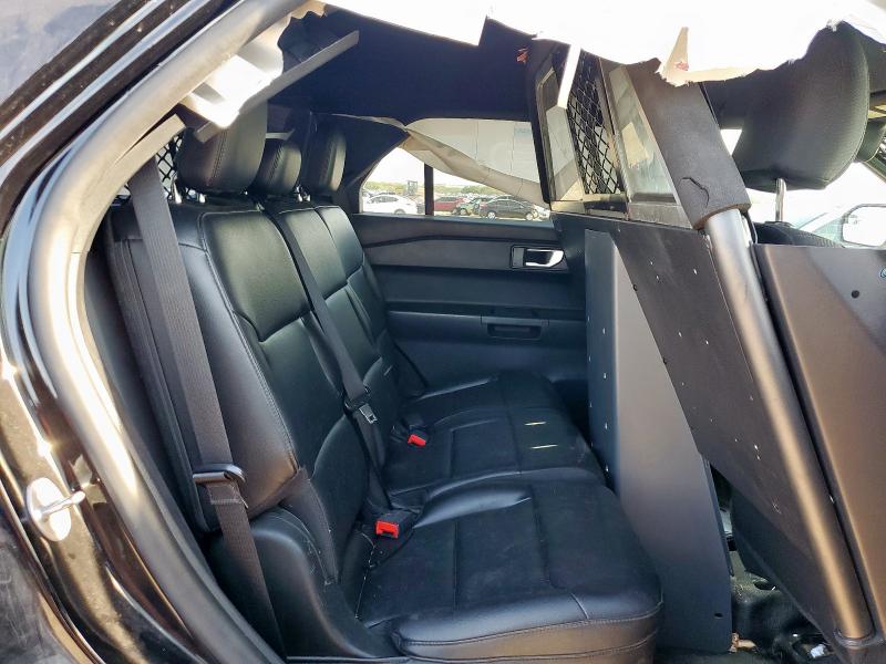 1FM5K8AB3MGA64573 - 2021 FORD EXPLORER POLICE INTERCEPTOR Черный фото 11