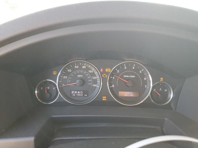 1J8HG48N08C172067 - 2008 JEEP COMMANDER SPORT Սպիտակ լուսանկար 9