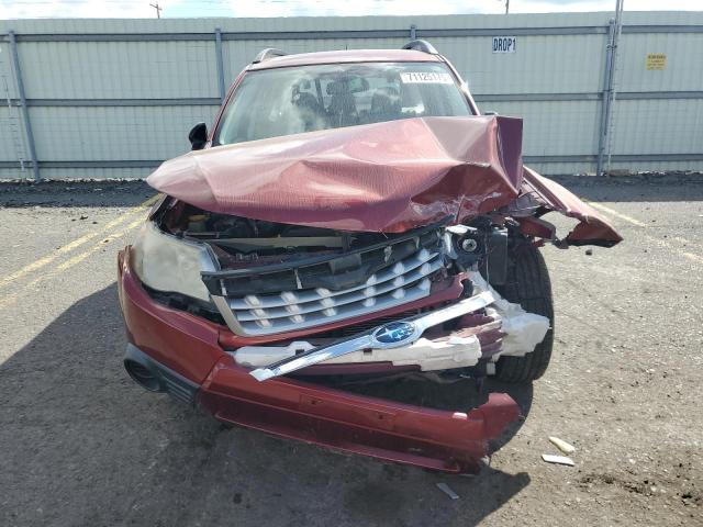 JF2SHABC8DH409578 - 2013 SUBARU FORESTER 2.5X Бордовий фото 5