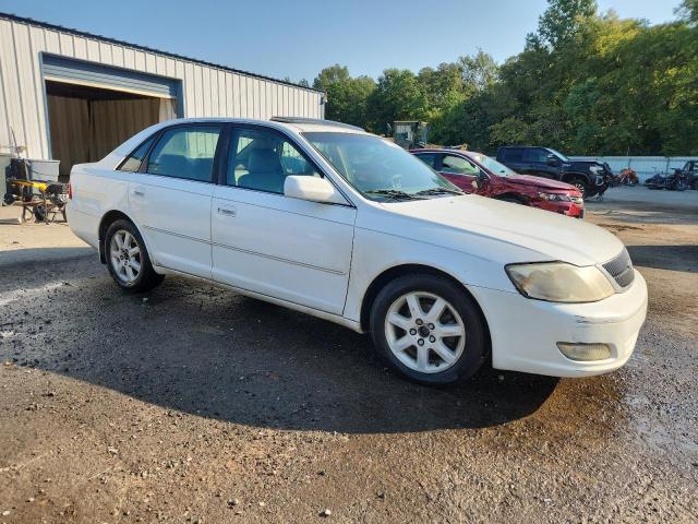 4T1BF28B62U243005 - 2002 TOYOTA AVALON XL WHITE photo 4
