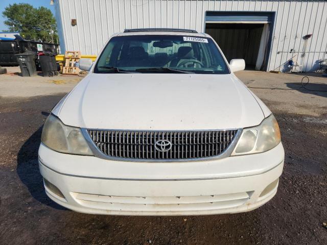 4T1BF28B62U243005 - 2002 TOYOTA AVALON XL WHITE photo 5