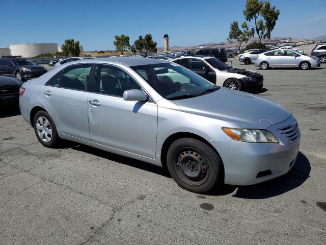 4T1BE46KX7U602218 - 2007 TOYOTA CAMRY CE SILVER photo 4