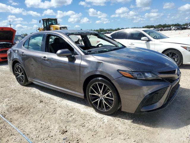 4T1G11AK5PU799578 - 2023 TOYOTA CAMRY SE NIGHT SHADE SILVER photo 4