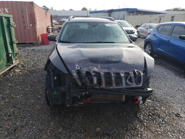 1C4PJMBB8JD567441 - 2018 JEEP CHEROKEE TRAILHAWK GRAY photo 5