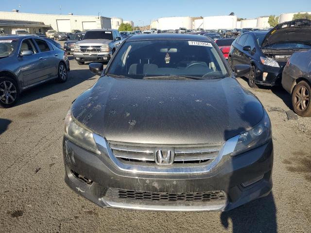 1HGCR2F38DA205387 - 2013 HONDA ACCORD LX GRAY photo 5