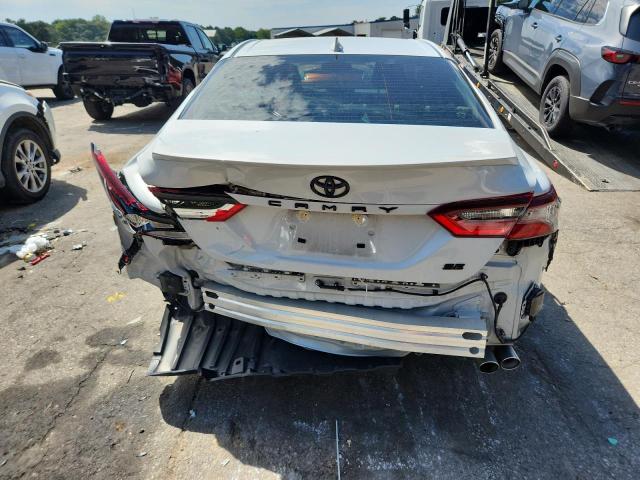 4T1T11AK0RU215945 - 2024 TOYOTA CAMRY SE NIGHT SHADE WHITE photo 6