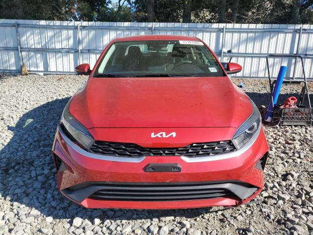 3KPF24AD9NE496637 - 2022 KIA FORTE FE 红色 照片 5