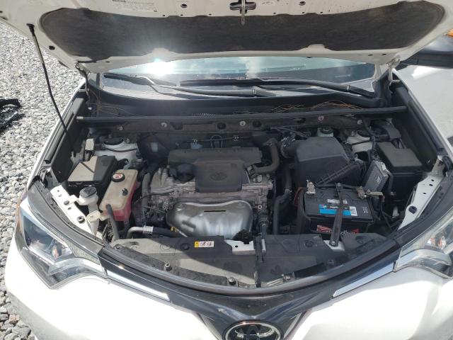 JTMZFREV0JJ179022 - 2018 TOYOTA RAV4 LE 白色 照片 12