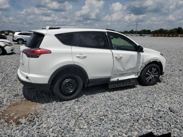 JTMZFREV0JJ179022 - 2018 TOYOTA RAV4 LE 白色 照片 3