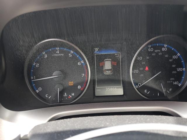 JTMZFREV0JJ179022 - 2018 TOYOTA RAV4 LE 白色 照片 9