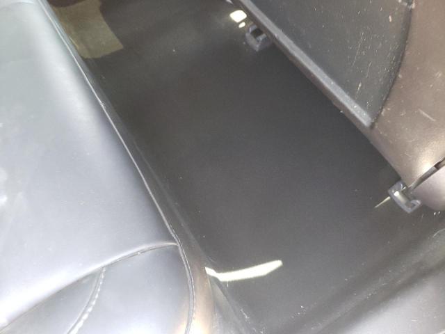 5YJ3E1EB0JF083446 - 2018 TESLA MODEL 3 Argent photo 16