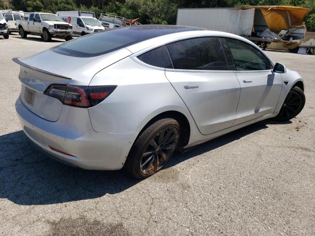 5YJ3E1EB0JF083446 - 2018 TESLA MODEL 3 Argent photo 5