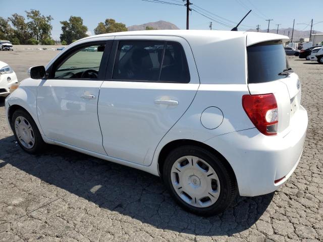 JTKKU4B41C1028451 - 2012 TOYOTA SCION XD 白色 照片 2