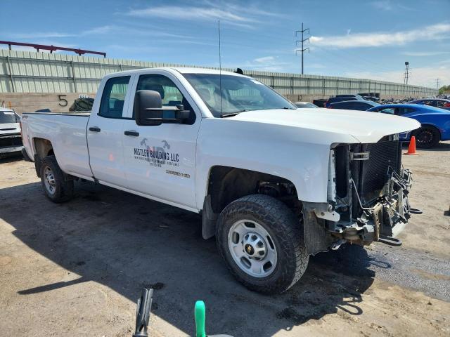 1GC2KUEGXJZ243408 - 2018 CHEVROLET SILVERADO K2500 HEAVY DUTY WHITE photo 4