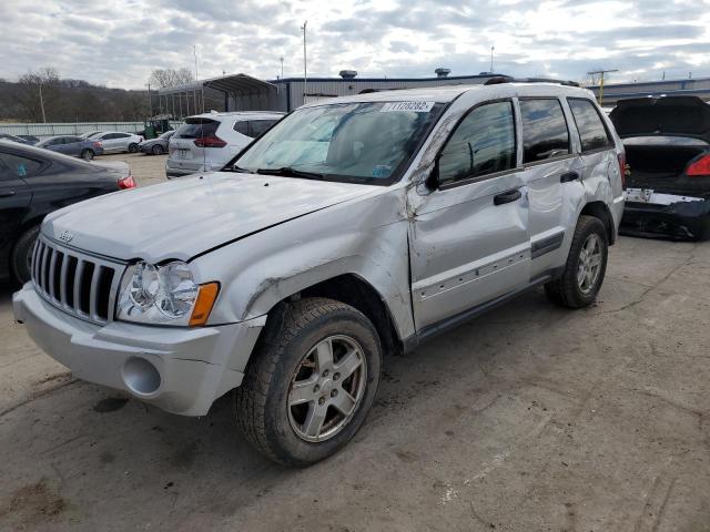 1J4GR48K55C680561 - 2005 JEEP GRAND CHER LAREDO 银色 照片 1
