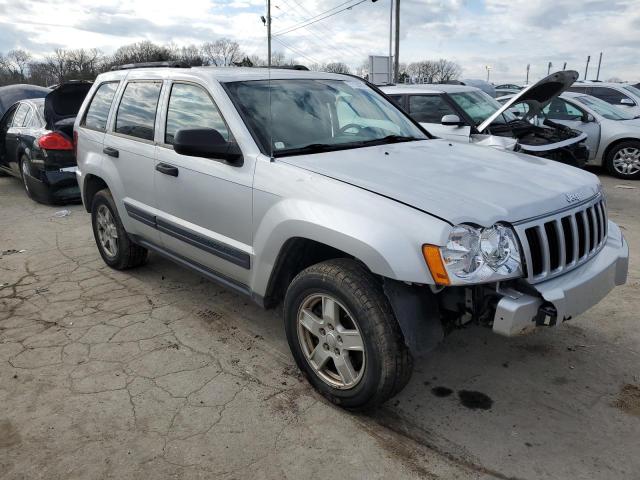 1J4GR48K55C680561 - 2005 JEEP GRAND CHER LAREDO 银色 照片 4