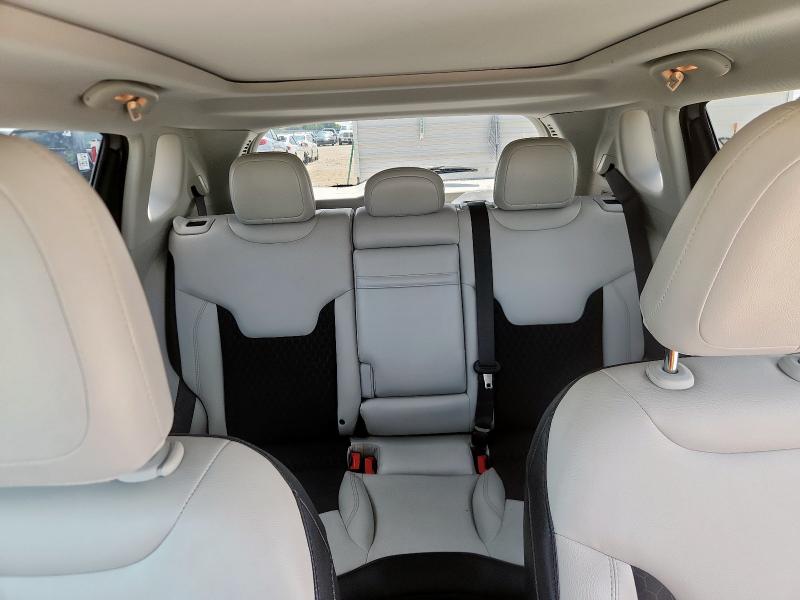 3C4NJCBB0KT614684 - 2019 JEEP COMPASS LATITUDE 银色 照片 10