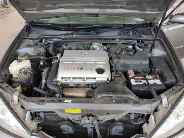 4T1BF30K85U607446 - 2005 TOYOTA CAMRY LE GRAY photo 11