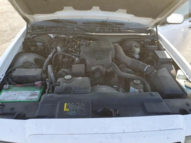 2MEHM75W64X662085 - 2004 MERCURY GRAND MARQUIS LS WHITE photo 11