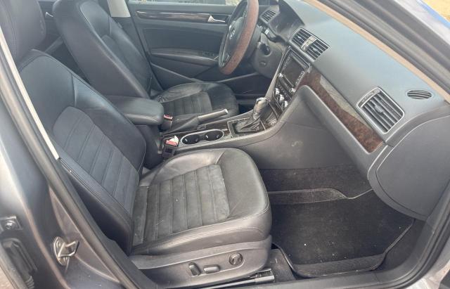 1VWCN7A3XEC054294 - 2014 VOLKSWAGEN PASSAT SEL Մոխրագույն լուսանկար 5