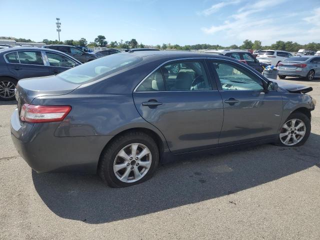 4T1BK3EK0BU628047 - 2011 TOYOTA CAMRY SE Сірий фото 3