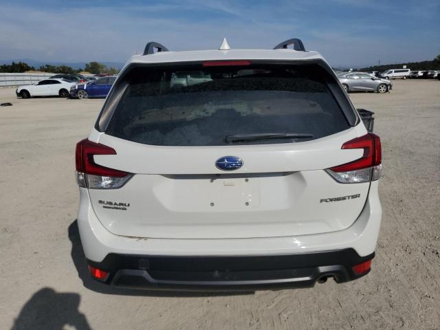JF2SKAEC3KH434530 - 2019 SUBARU FORESTER PREMIUM WHITE photo 6