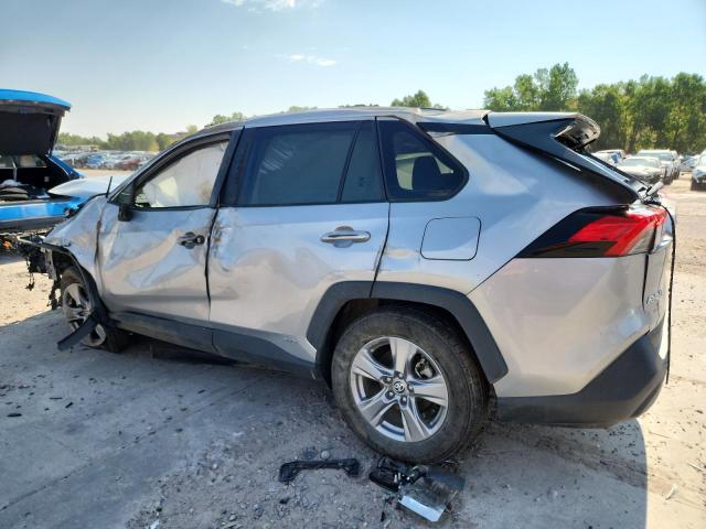 4T3RWRFV4RU124956 - 2024 TOYOTA RAV4 XLE SILVER photo 2