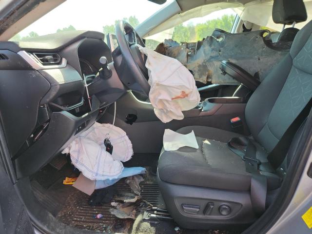 4T3RWRFV4RU124956 - 2024 TOYOTA RAV4 XLE SILVER photo 7