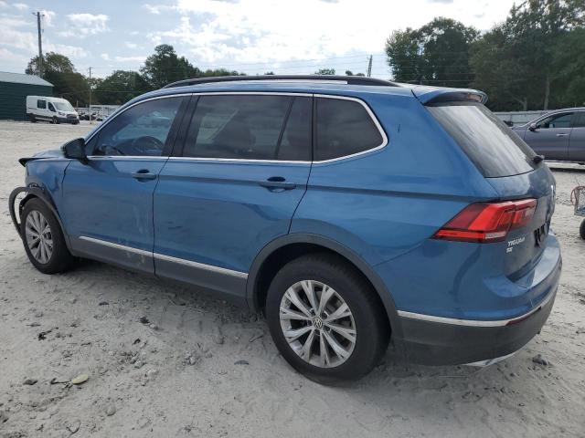 3VV3B7AX4JM050444 - 2018 VOLKSWAGEN TIGUAN SE BLUE photo 2