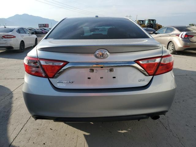 4T1BF1FK6GU253943 - 2016 TOYOTA CAMRY LE SILVER photo 6