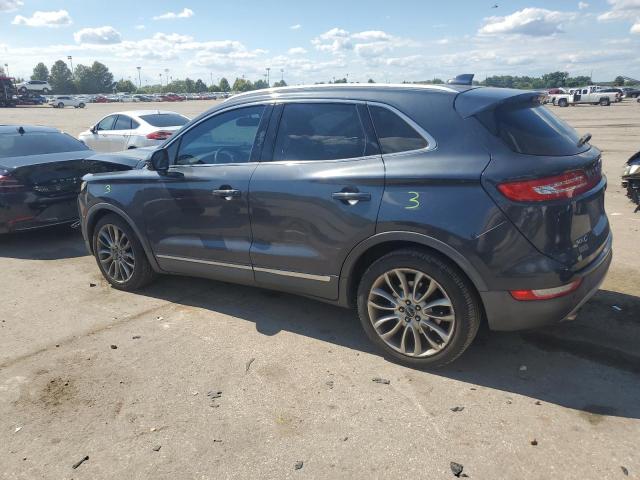 5LMCJ1A96FUJ20019 - 2015 LINCOLN MKC BLUE photo 2