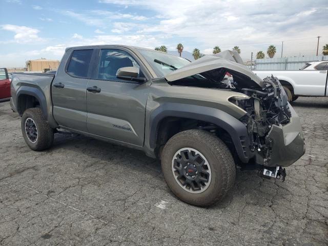 3TMLB5JN0SM116426 - 2025 TOYOTA TACOMA DOUBLE CAB GRAY photo 4