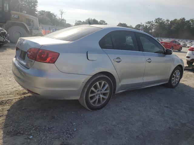 3VWDX7AJ8DM353664 - 2013 VOLKSWAGEN JETTA SE SILVER photo 3