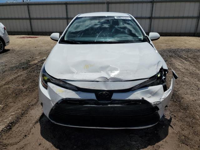 JTDB4MEE6R3016692 - 2024 TOYOTA COROLLA LE 白色 照片 5