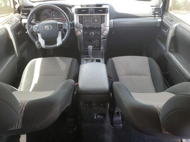 JTEEU5JRXR5314819 - 2024 TOYOTA 4RUNNER SR5 BLUE photo 8