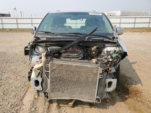 2A4RR8DG3BR796894 - 2011 CHRYSLER TOWN & COU TOURING L SILVER photo 5