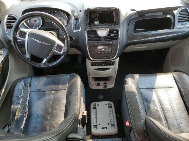 2A4RR8DG3BR796894 - 2011 CHRYSLER TOWN & COU TOURING L SILVER photo 8