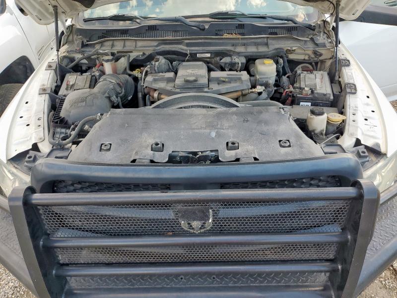 3C6UR5CL2JG283452 - 2018 RAM 2500 ST WHITE photo 12