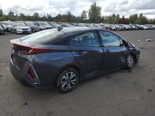 JTDKARFP9J3071745 - 2018 TOYOTA PRIUS PRIM ნაცრისფერი ფოტო 3