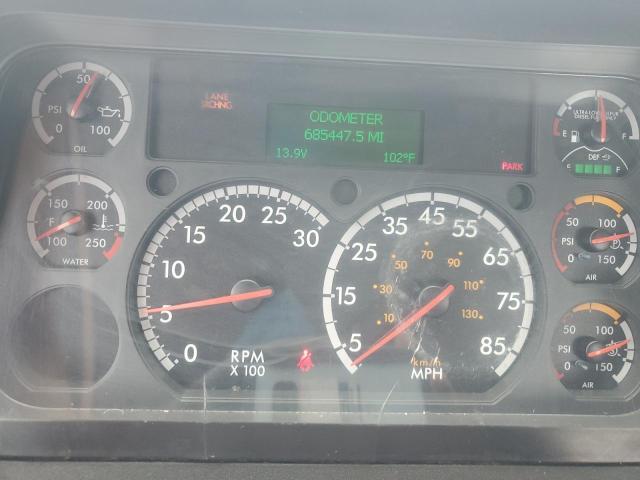 1FUBGEDV3GLHC5664 - 2016 FREIGHTLINER CASCADIA 1 أبيض صورة 8