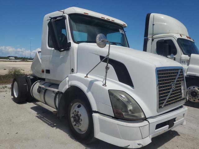 2007 VOLVO VN VNL, 