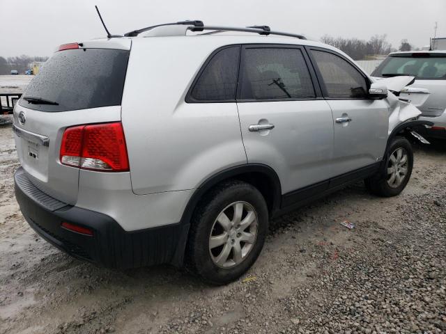 5XYKTDA11BG181427 - 2011 KIA SORENTO BASE SILVER photo 3