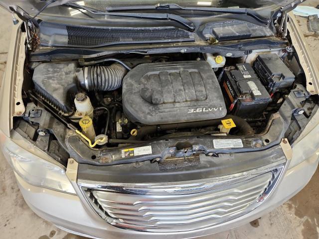 2C4RC1CG3DR590218 - 2013 CHRYSLER TOWN & COU TOURING L GOLD photo 11