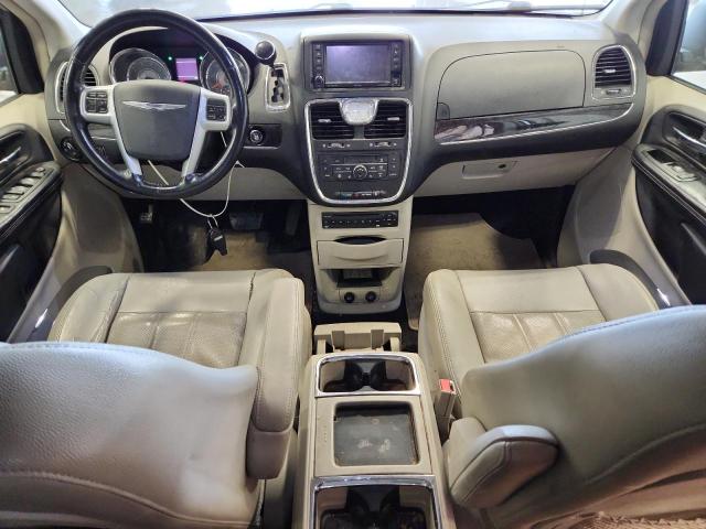 2C4RC1CG3DR590218 - 2013 CHRYSLER TOWN & COU TOURING L GOLD photo 8