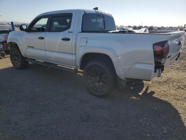 3TYGZ5AN7PT116688 - 2023 TOYOTA TACOMA DOUBLE CAB WHITE photo 2