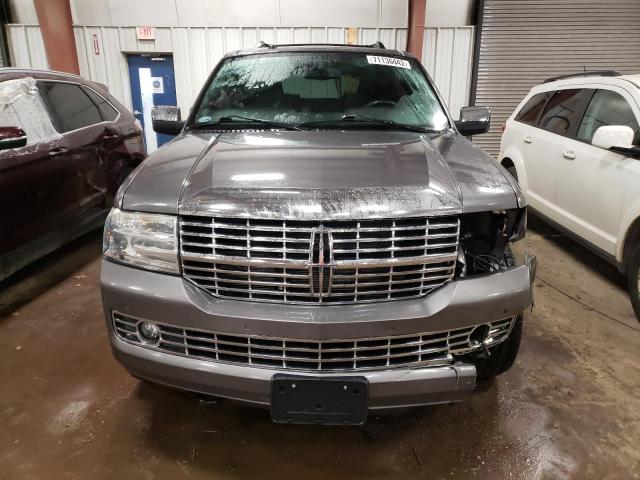 5LMJJ2J56AEJ07803 - 2010 LINCOLN NAVIGATOR 灰色 照片 5