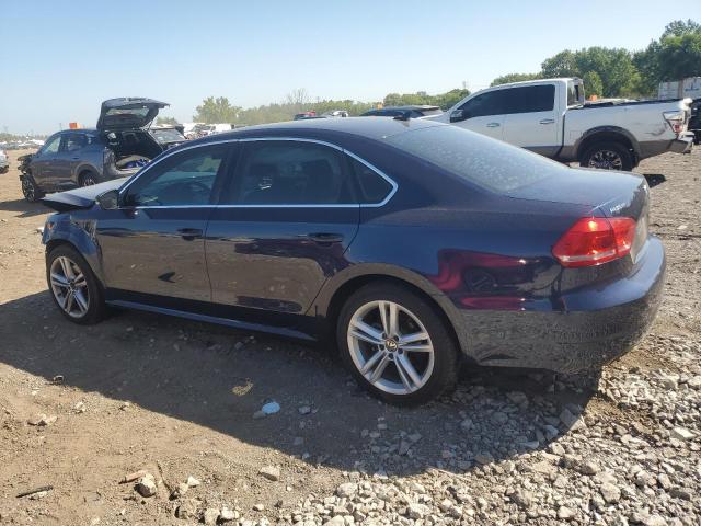 1VWBN7A32EC026324 - 2014 VOLKSWAGEN PASSAT SE BLUE photo 2