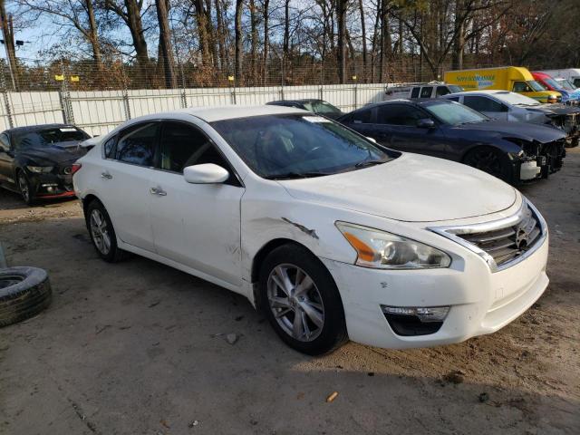 1N4AL3AP3DN449051 - 2013 NISSAN ALTIMA 2.5 WHITE photo 4