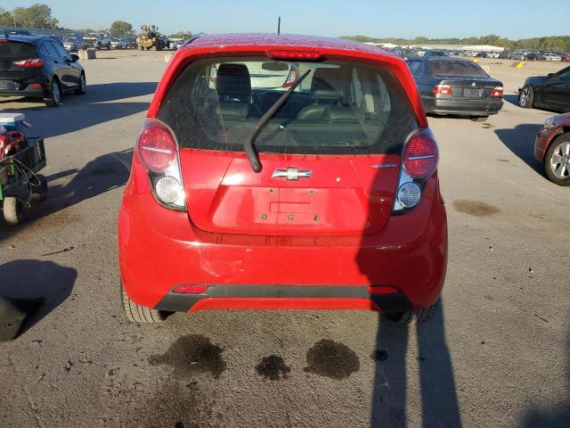 KL8CD6S98FC764100 - 2015 CHEVROLET SPARK 1LT RED photo 6