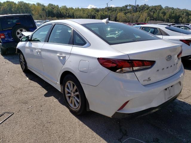 5NPE24AF3JH720410 - 2018 HYUNDAI SONATA SE WHITE photo 2